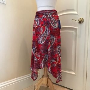 NWT Apt .9 red paisley print knit hi/lo hem slouch skirt